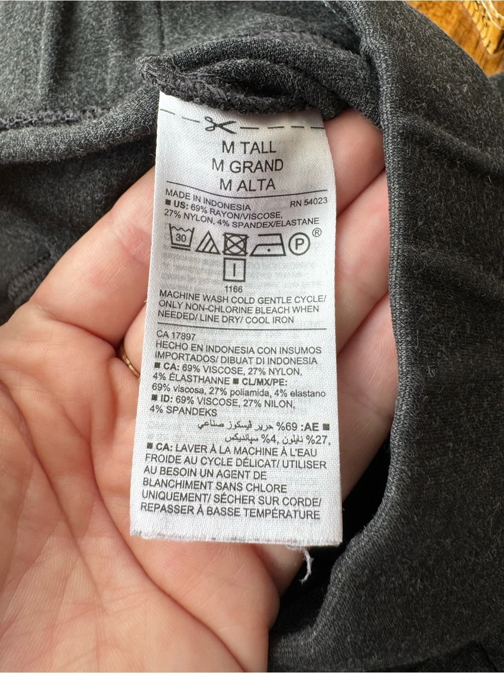 Old Navy Black Slim Ankle Pants